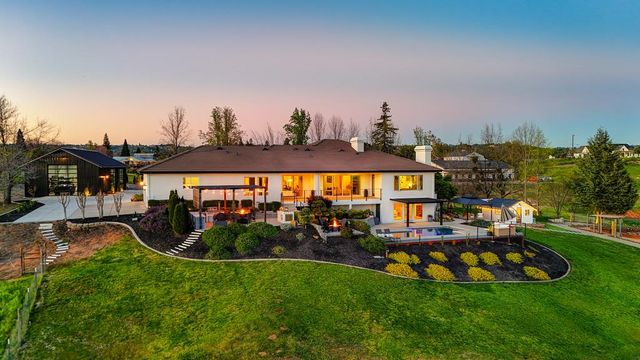 3185 Rattlesnake Rd, Newcastle, CA 95658