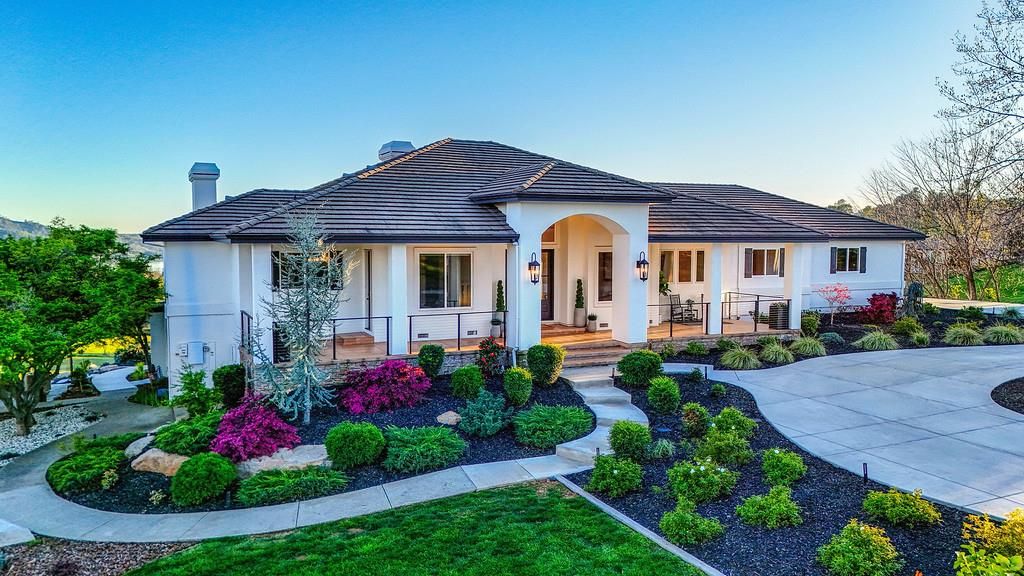 3185 Rattlesnake Rd, Newcastle, CA 95658