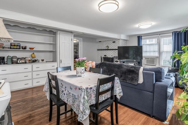50 Chickering St, Lawrence, MA 01843