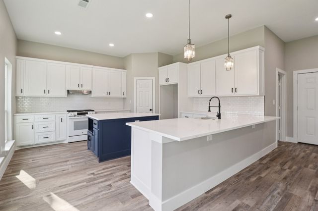 4180 Interurban Road, Lancaster, TX 75134