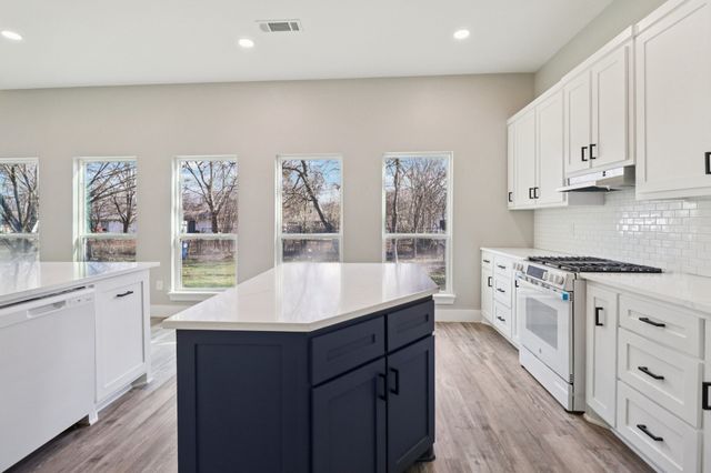 4180 Interurban Road, Lancaster, TX 75134