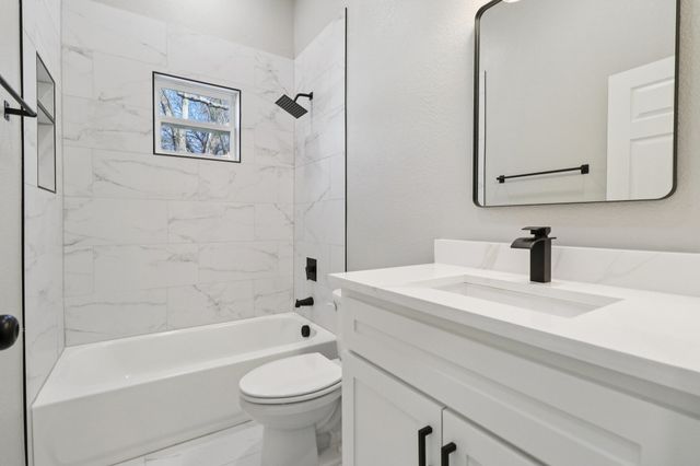 4180 Interurban Road, Lancaster, TX 75134