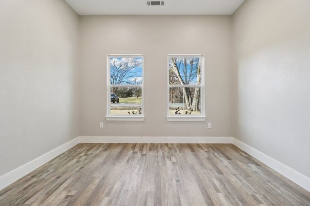 4180 Interurban Road, Lancaster, TX 75134