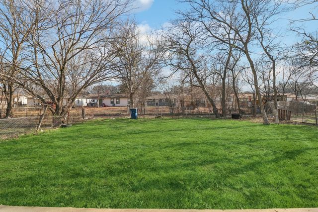 4180 Interurban Road, Lancaster, TX 75134