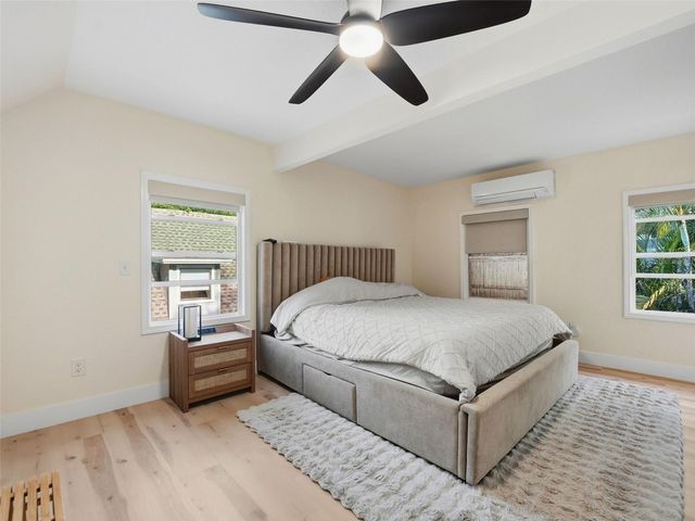 2607 W WYOMING AVENUE, Tampa, FL 33611