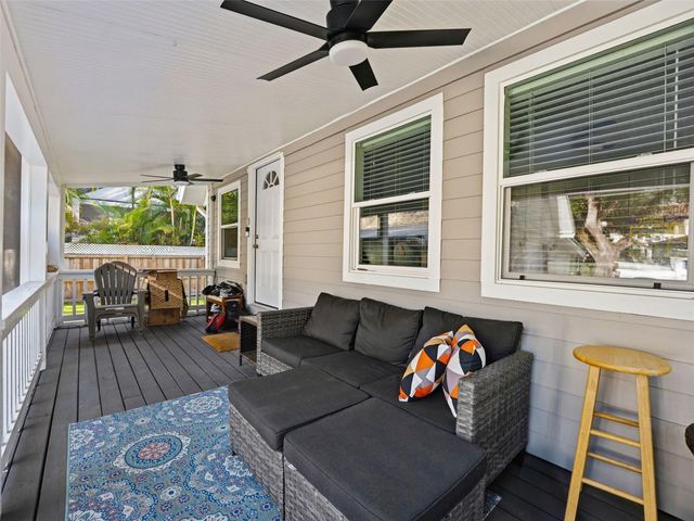 2607 W WYOMING AVENUE, Tampa, FL 33611