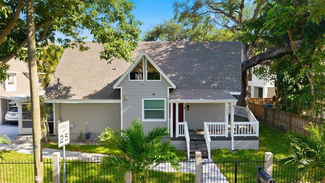 2607 W WYOMING AVENUE, Tampa, FL 33611