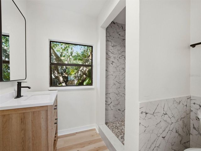 2607 W WYOMING AVENUE, Tampa, FL 33611