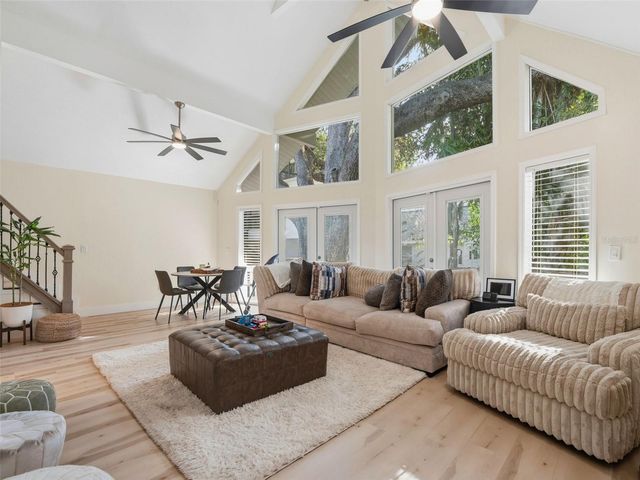 2607 W WYOMING AVENUE, Tampa, FL 33611