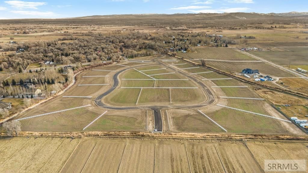 Image 3 of property listing at L7 B3 400 N, Rigby, ID 83442