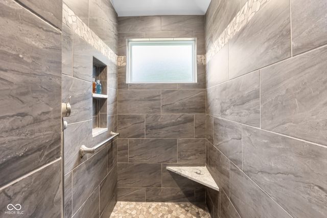 87 Westbrook Court, Columbus, IN 47201