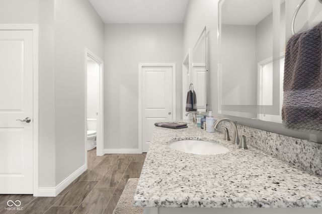 87 Westbrook Court, Columbus, IN 47201