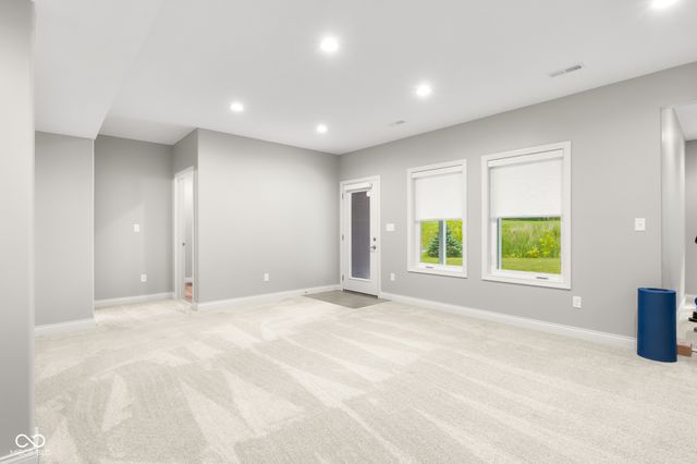 87 Westbrook Court, Columbus, IN 47201