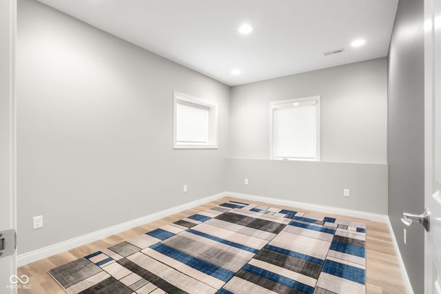 87 Westbrook Court, Columbus, IN 47201