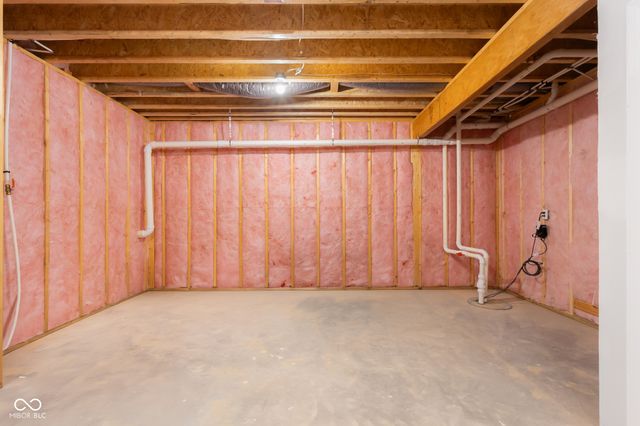 87 Westbrook Court, Columbus, IN 47201