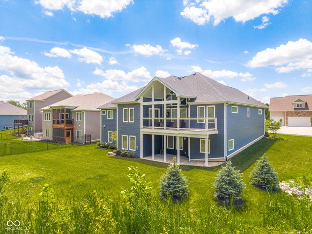 87 Westbrook Court, Columbus, IN 47201