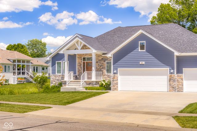 87 Westbrook Court, Columbus, IN 47201