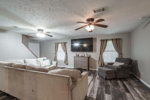 4821 Lawrence Road, Baytown, TX 77523