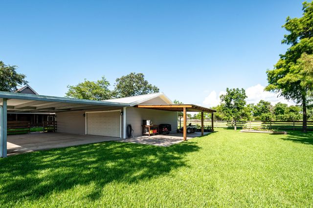 4821 Lawrence Road, Baytown, TX 77523