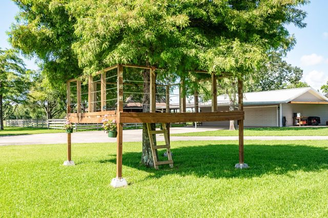 4821 Lawrence Road, Baytown, TX 77523