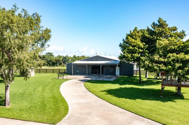 4821 Lawrence Road, Baytown, TX 77523