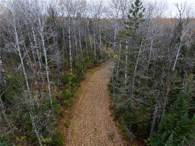 6098 S State Highway 35, Superior, WI 54880