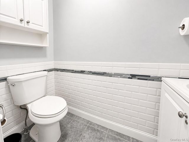 802 Sara Circle, Port Jefferson Station, NY 11776