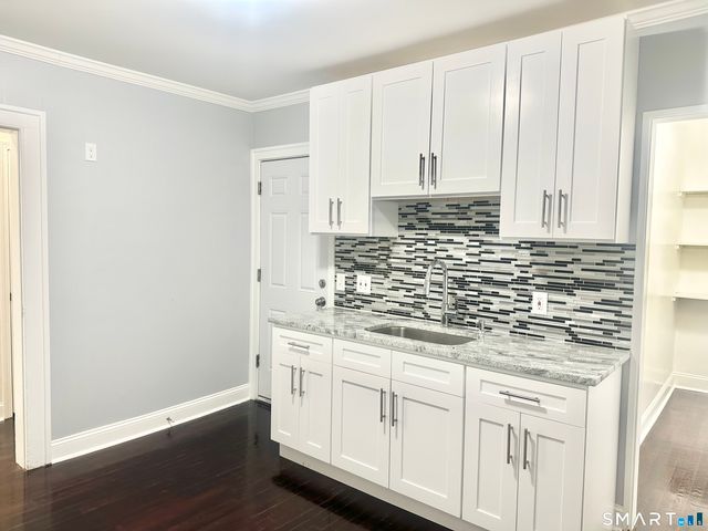 67 Tremont Avenue, Bridgeport, CT 06606