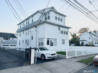 67 Tremont Avenue, Bridgeport, CT 06606