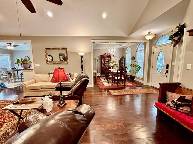 1086 Hwy 570 E., Mccomb, MS 39648