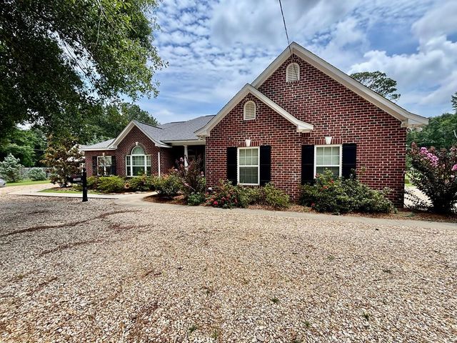 1086 Hwy 570 E., Mccomb, MS 39648