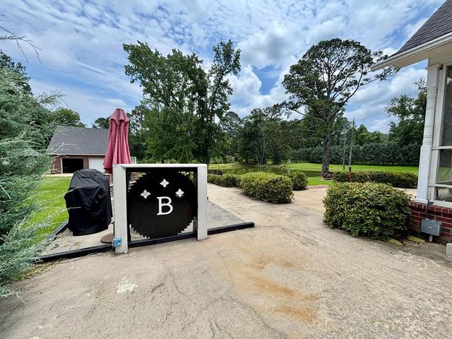 1086 Hwy 570 E., Mccomb, MS 39648