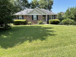 928 Sable Dr, Clarksville, TN 37042