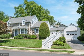2419 GENEVA AVE, Glenside, PA 19038