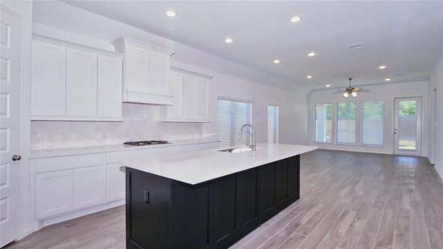 5311 Birch Shadow Drive, Fulshear, TX 77441