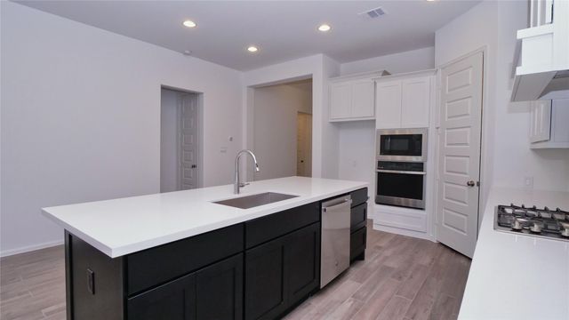 5311 Birch Shadow Drive, Fulshear, TX 77441