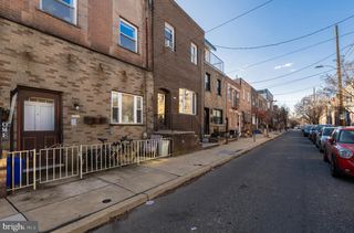 910 MOUNTAIN ST, Philadelphia, PA 19148