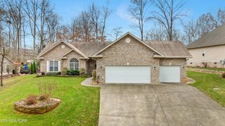 208 Kawatuska Lane, Loudon, TN 37774