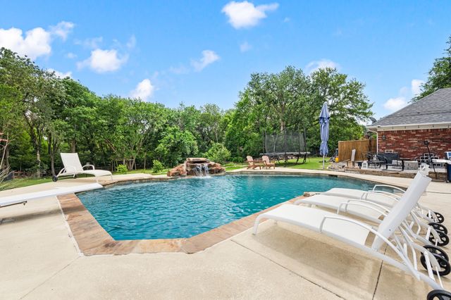 11 Country Ridge Road, Melissa, TX 75454