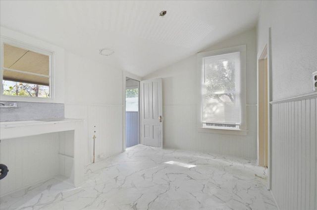 106 Boston Aly, Sutter Creek, CA 95685