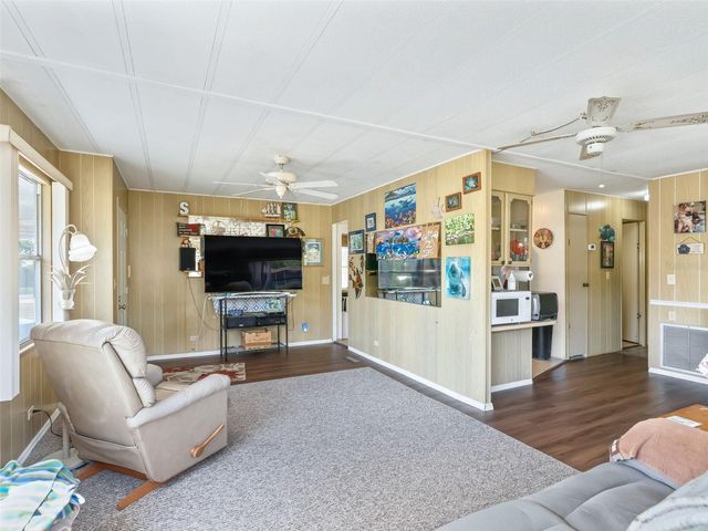3226 SE 39TH AVENUE, Ocala, FL 34480