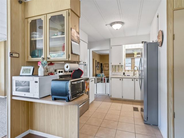 3226 SE 39TH AVENUE, Ocala, FL 34480