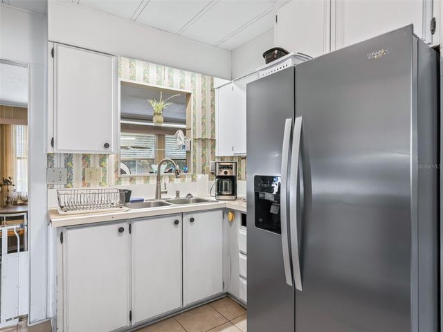 3226 SE 39TH AVENUE, Ocala, FL 34480