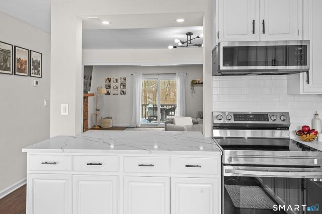 353 Green Rock 353, Shelton, CT 06484