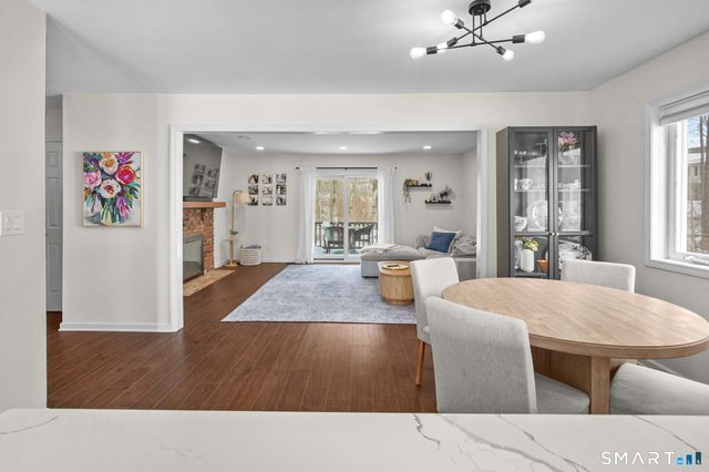 353 Green Rock 353, Shelton, CT 06484