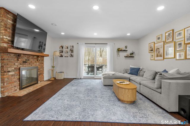 353 Green Rock 353, Shelton, CT 06484