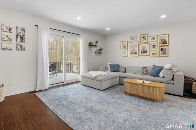 353 Green Rock 353, Shelton, CT 06484