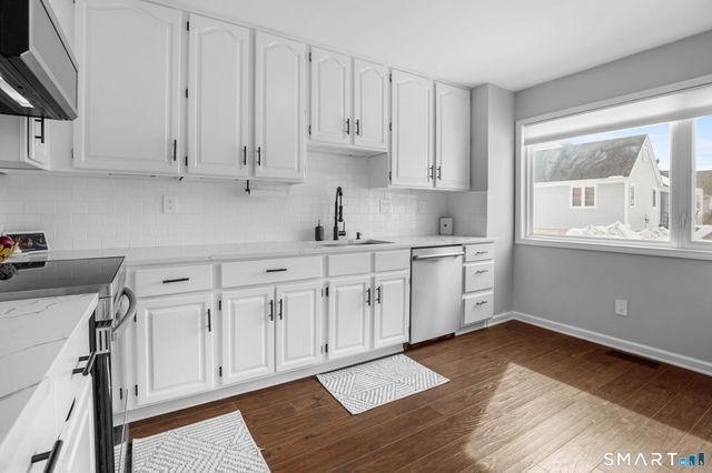 353 Green Rock 353, Shelton, CT 06484