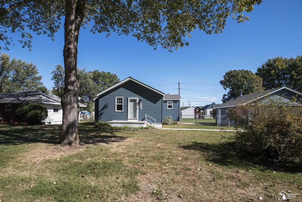 14621 New York Street, Romulus, MI 48174