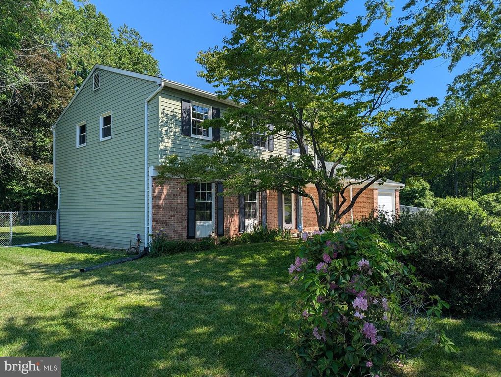 Image 11 of property listing at 2408 DIXIE LN, Forest Hill, MD 21050